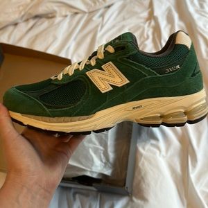New Balance 2002R Dark Green